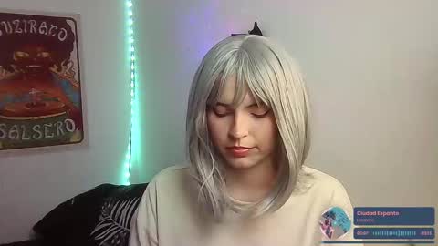 _yourcherrybomb online show from November 8, 2025, 1:17 am