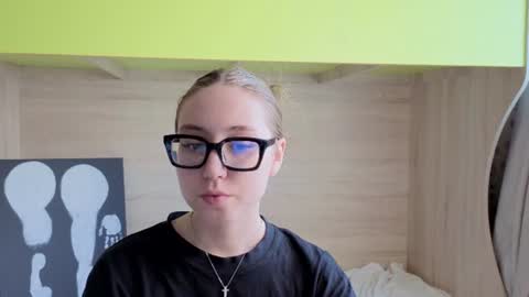 Snapshot of _yourhotangel_ chatting on June 28, 2026, 7:36 am Eva online show from June 28, 2026, 7:36 am