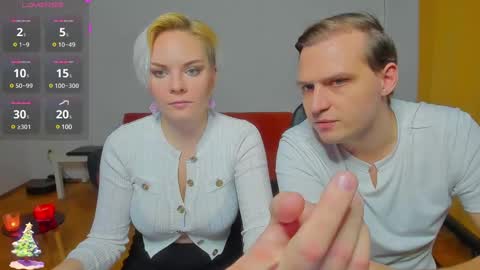 Snapshot of _yourpleasure_ chatting on December 19, 2024, 3:52 pm Candice and Mark online show from December 19, 2024, 3:52 pm