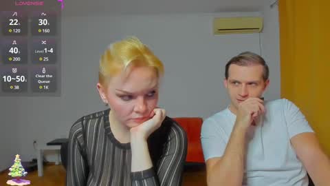 Snapshot of _yourpleasure_ chatting on December 23, 2024, 4:50 pm Candice and Mark online show from December 23, 2024, 4:50 pm