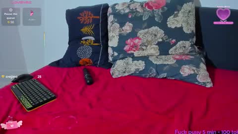 Snapshot of _yourpleasure_ chatting on November 19, 2025, 6:52 pm Candice and Mark online show from November 19, 2025, 6:52 pm