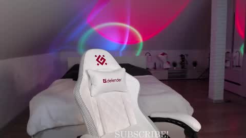 Snapshot of _yummybabes_ chatting on March 11, 2025, 3:12 pm Nicole Thomas Dave online show from March 11, 2025, 3:12 pm