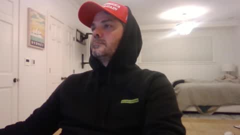 Snapshot of _zeus____ chatting on January 11, 2025, 3:23 am Zeus online show from January 11, 2025, 3:23 am