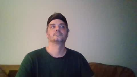 Snapshot of _zeus____ chatting on February 14, 2025, 5:09 am Zeus online show from February 14, 2025, 5:09 am