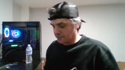 Snapshot of _zeus____ chatting on March 10, 2025, 2:17 am Zeus online show from March 10, 2025, 2:17 am