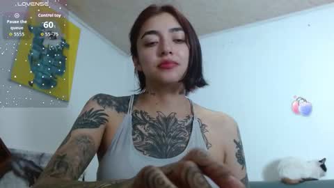 Snapshot of _zoebakers chatting on October 4, 2025, 1:36 am Zoe online show from October 4, 2025, 1:36 am