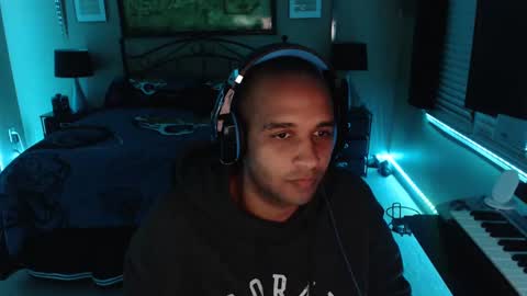 a4orce online show from February 18, 2025, 5:42 am