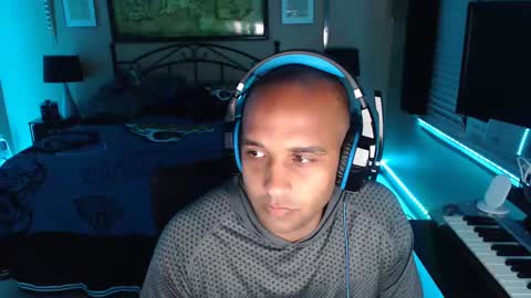 a4orce online show from February 24, 2025, 12:09 am