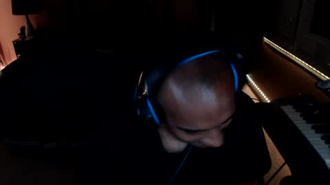 a4orce online show from June 26, 2026, 1:54 am