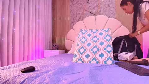 Snapshot of a_aisha chatting on November 1, 2025, 11:56 am Aisha online show from November 1, 2025, 11:56 am