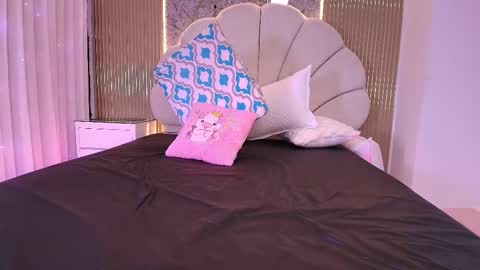 Snapshot of a_aisha chatting on November 7, 2025, 11:54 am Aisha online show from November 7, 2025, 11:54 am