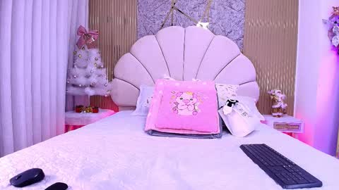 Snapshot of a_aisha chatting on November 21, 2025, 12:04 pm Aisha online show from November 21, 2025, 12:04 pm