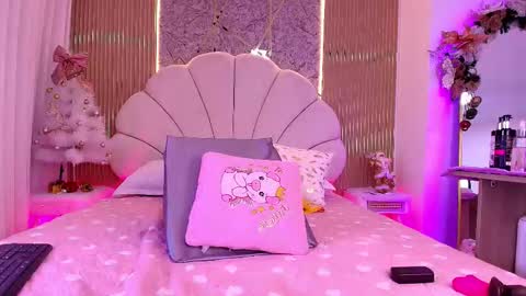 Snapshot of a_aisha chatting on November 27, 2025, 11:56 am Aisha online show from November 27, 2025, 11:56 am