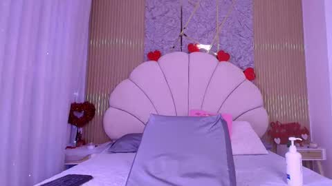 Snapshot of a_aisha chatting on February 9, 2026, 11:58 am Aisha online show from February 9, 2026, 11:58 am