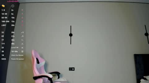 Snapshot of a_annaa chatting on April 13, 2026, 11:05 am Anny online show from April 13, 2026, 11:05 am