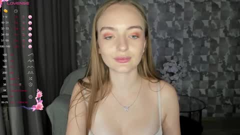 Snapshot of a_delina chatting on February 7, 2025, 6:24 pm Adelina online show from February 7, 2025, 6:24 pm