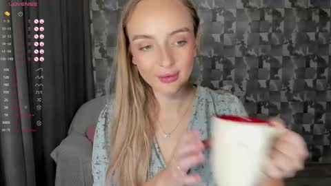 Snapshot of a_delina chatting on October 3, 2025, 2:47 pm Adelina online show from October 3, 2025, 2:47 pm