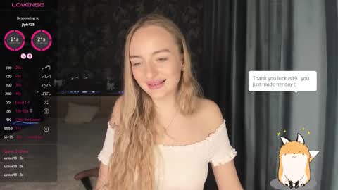 Snapshot of a_delina chatting on December 18, 2025, 2:23 pm Adelina online show from December 18, 2025, 2:23 pm