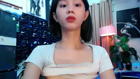 Lovely Yana  online show from April 1, 2026, 12:50 pm