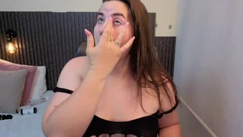 Abby Lee  online show from May 9, 2026, 5:29 pm