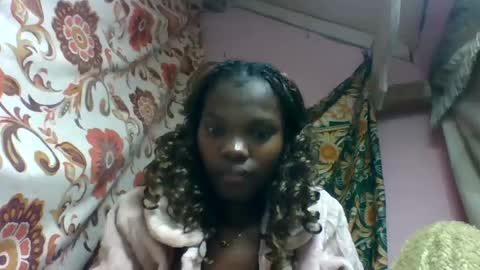 aadienne online show from July 5, 2026, 7:21 pm