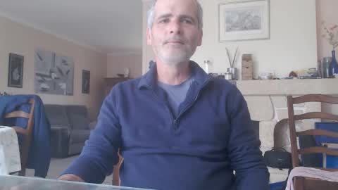 Aalex1717 online show from May 3, 2026, 7:47 am