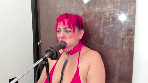 sashamature  online show from January 7, 2025, 7:59 pm