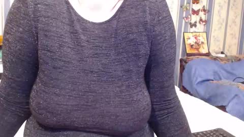 Snapshot of aamarillis chatting on September 20, 2025, 7:04 pm NINA online show from September 20, 2025, 7:04 pm