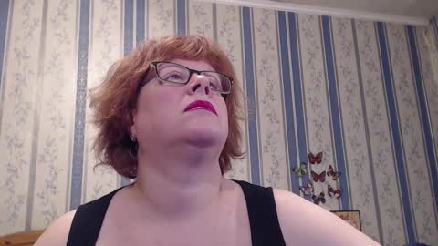 Snapshot of aamarillis chatting on February 4, 2026, 8:14 pm NINA online show from February 4, 2026, 8:14 pm