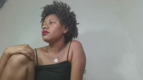 aangevelo online show from November 18, 2025, 6:56 pm