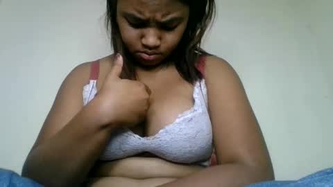 Snapshot of aariciah chatting on May 11, 2026, 8:06 pm aariciah online show from May 11, 2026, 8:06 pm