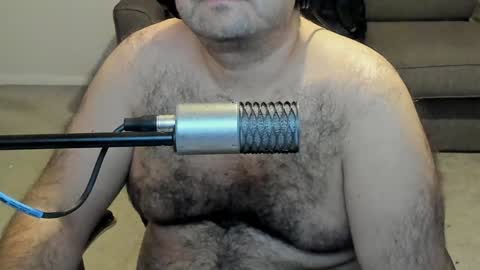 Snapshot of aaroleplayer chatting on December 25, 2024, 4:33 am Aaron online show from December 25, 2024, 4:33 am