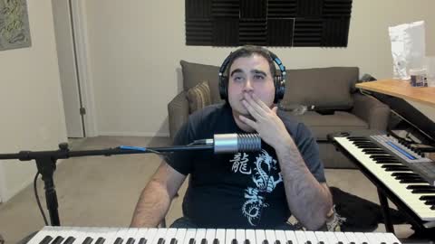 Snapshot of aaroleplayer chatting on January 10, 2025, 2:35 am Aaron online show from January 10, 2025, 2:35 am