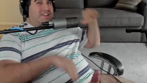 Snapshot of aaroleplayer chatting on February 15, 2025, 3:50 pm Aaron online show from February 15, 2025, 3:50 pm