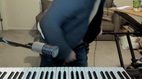 Snapshot of aaroleplayer chatting on February 19, 2025, 11:25 pm Aaron online show from February 19, 2025, 11:25 pm