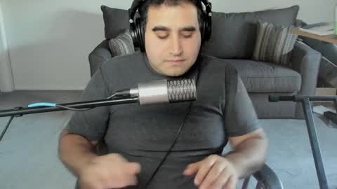 Snapshot of aaroleplayer chatting on March 9, 2025, 9:14 pm Aaron online show from March 9, 2025, 9:14 pm