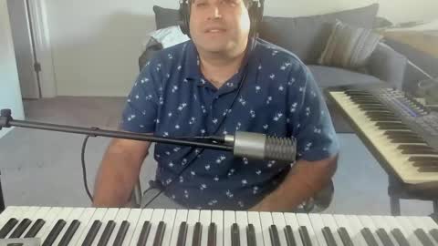 Snapshot of aaroleplayer chatting on September 28, 2025, 5:40 pm Aaron online show from September 28, 2025, 5:40 pm