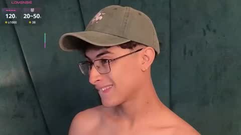 Aaron Ezequiel online show from February 13, 2026, 10:06 pm