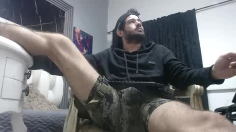 Snapshot of aaron_jones_1 chatting on June 10, 2026, 5:23 pm aaron_jones_1 online show from June 10, 2026, 5:23 pm