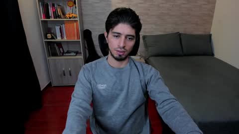 Aaron online show from February 5, 2025, 8:57 pm