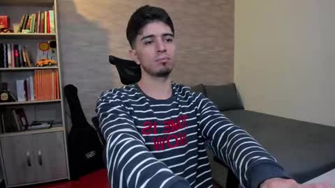 Aaron online show from February 28, 2025, 8:28 pm