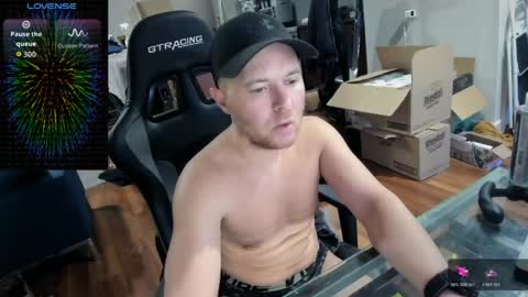 Snapshot of aaron_skye chatting on April 2, 2026, 1:03 am Aaron Skye online show from April 2, 2026, 1:03 am