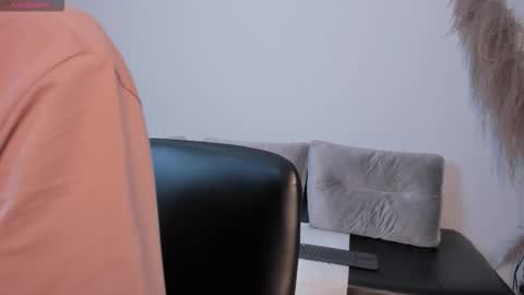 Aaron online show from January 9, 2026, 11:02 am