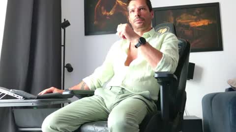 Aaron online show from June 30, 2026, 6:47 am