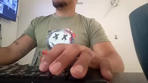 Snapshot of aaronhunter__ chatting on January 10, 2025, 5:34 pm ig aaron hunter123 online show from January 10, 2025, 5:34 pm