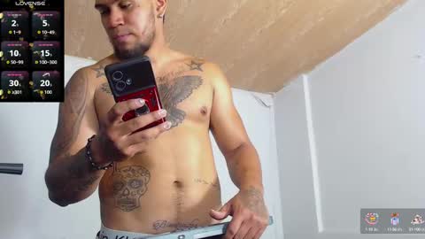 Snapshot of aaronhunter__ chatting on October 3, 2025, 7:38 am ig aaron hunter123 online show from October 3, 2025, 7:38 am