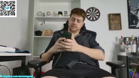Aaron  online show from April 24, 2026, 9:06 pm