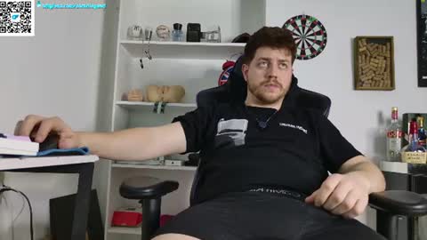 Aaron  online show from July 17, 2026, 11:53 pm