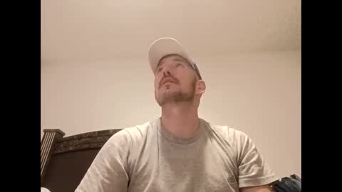 aaronshere888888 online show from May 20, 2026, 7:36 am