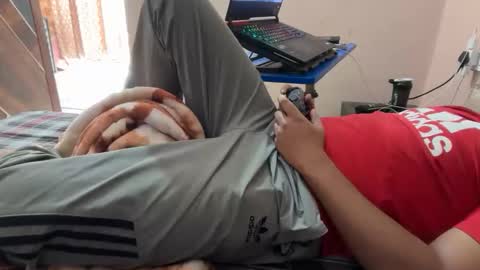 Snapshot of aaryan_sexoo chatting on October 27, 2025, 9:35 am aaryan_sexoo online show from October 27, 2025, 9:35 am